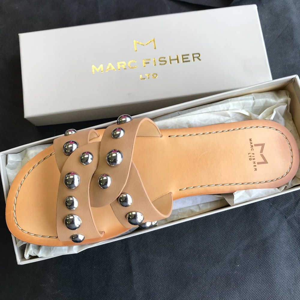 MARC FISHER Pagie Medium Natural Leather Sandal